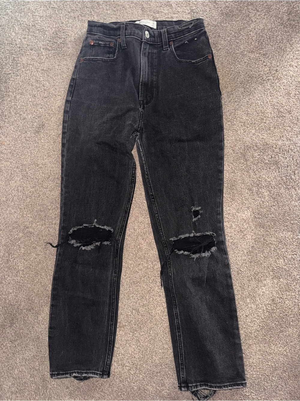 Abercrombie & Fitch Black Ripped High-Rise Ankle Straight Jeans size 2